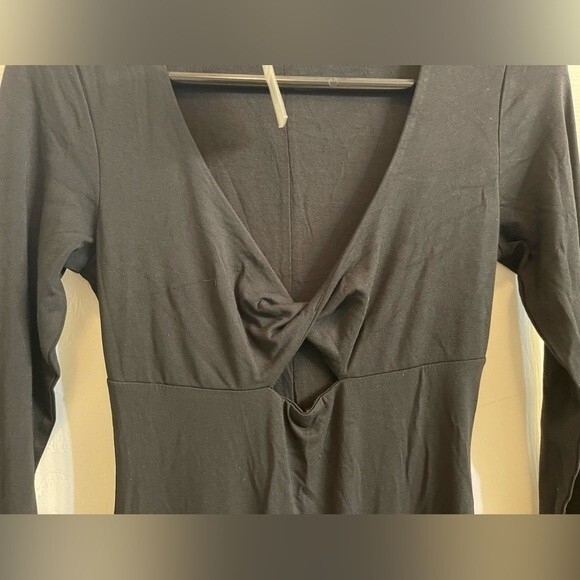 Good American NWT Twist Peek A Boo Long Sheath Dress Size 0 - Picture 4 of 10